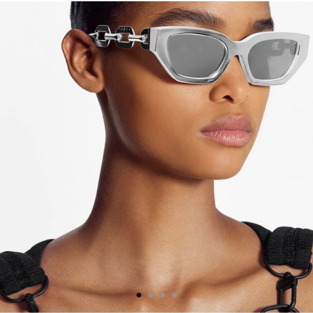LV EDGE SUNGLASSES LIMITED EDITION!